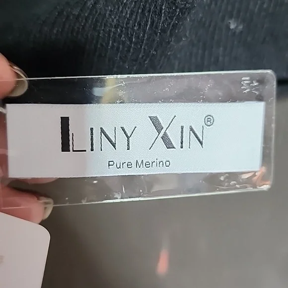 Women's Merino wool sweater - Picture 2 of 2